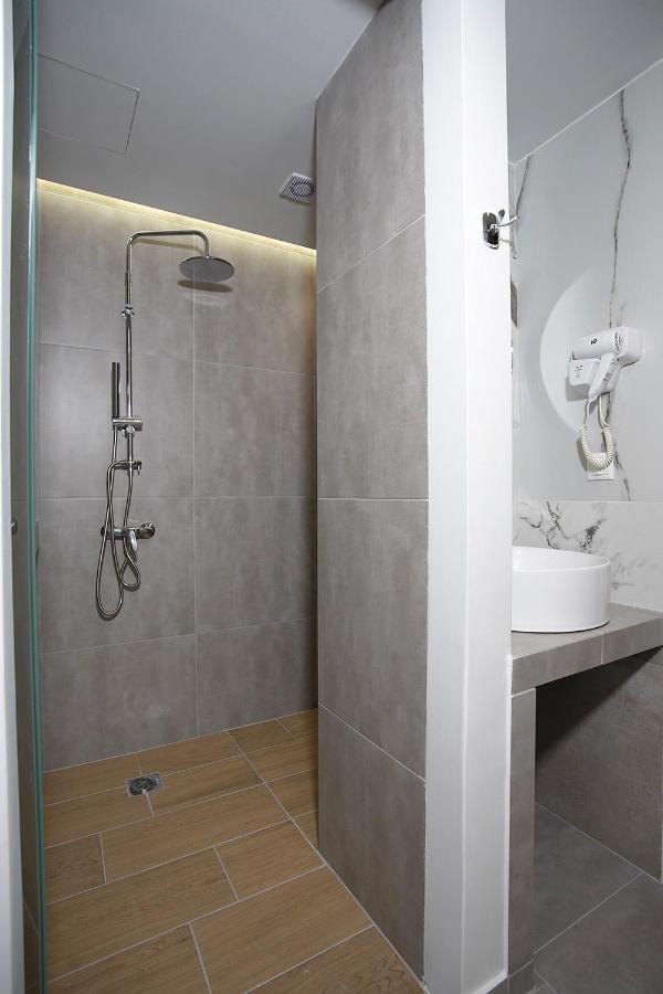 Tip - Top Suites Athens Ngoại thất bức ảnh