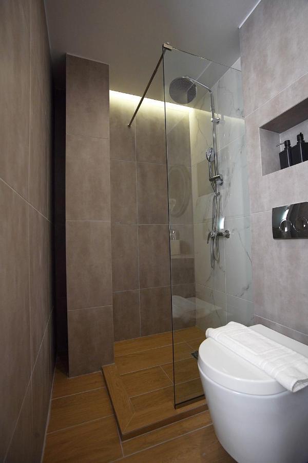 Tip - Top Suites Athens Ngoại thất bức ảnh