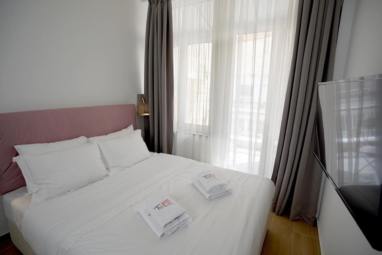 Tip - Top Suites Athens Ngoại thất bức ảnh
